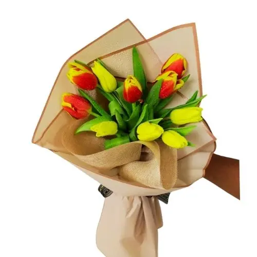 10 Tulips Wrapped