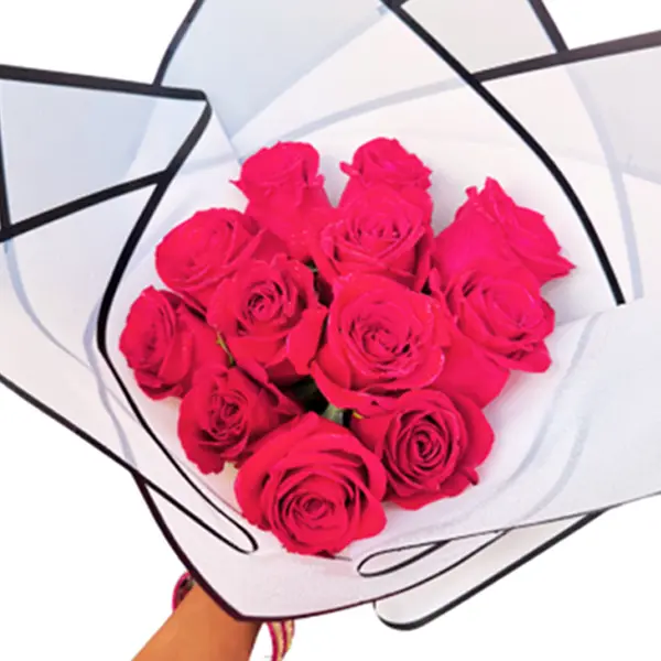 A Dozen I Love You’s (12 roses)