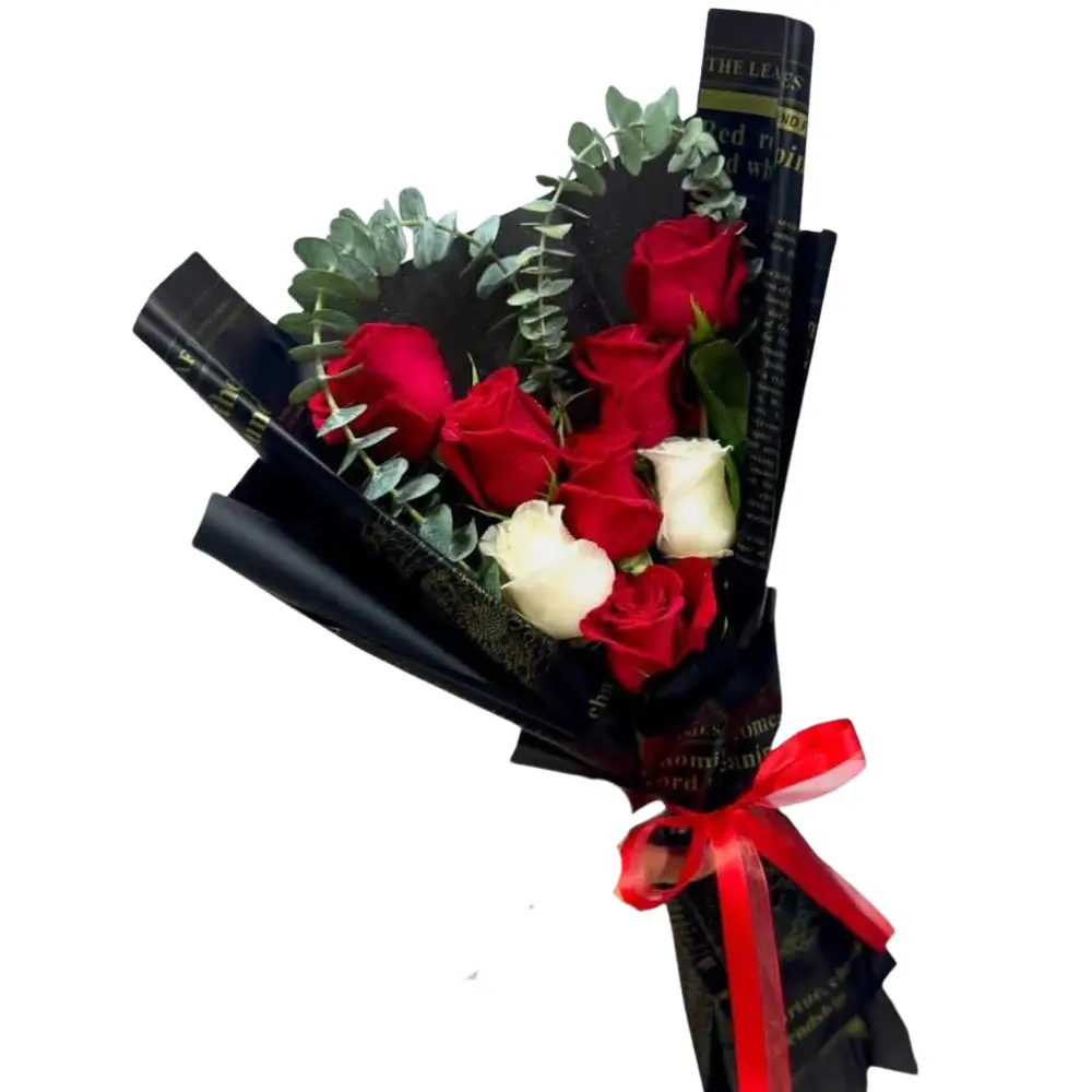 Love in Leaf (8 roses)