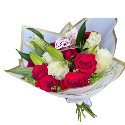Butterfly Luxe Bouquet (12 roses)